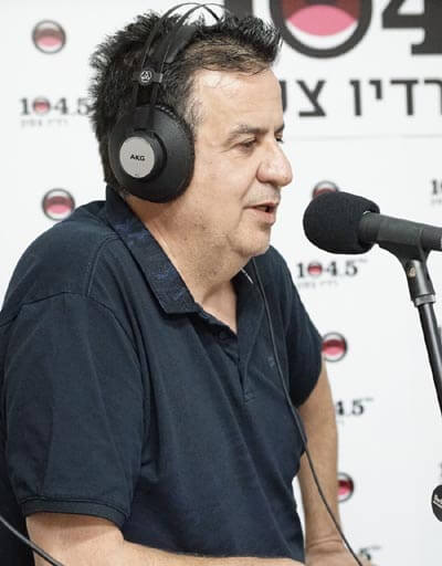 עזר לחבר